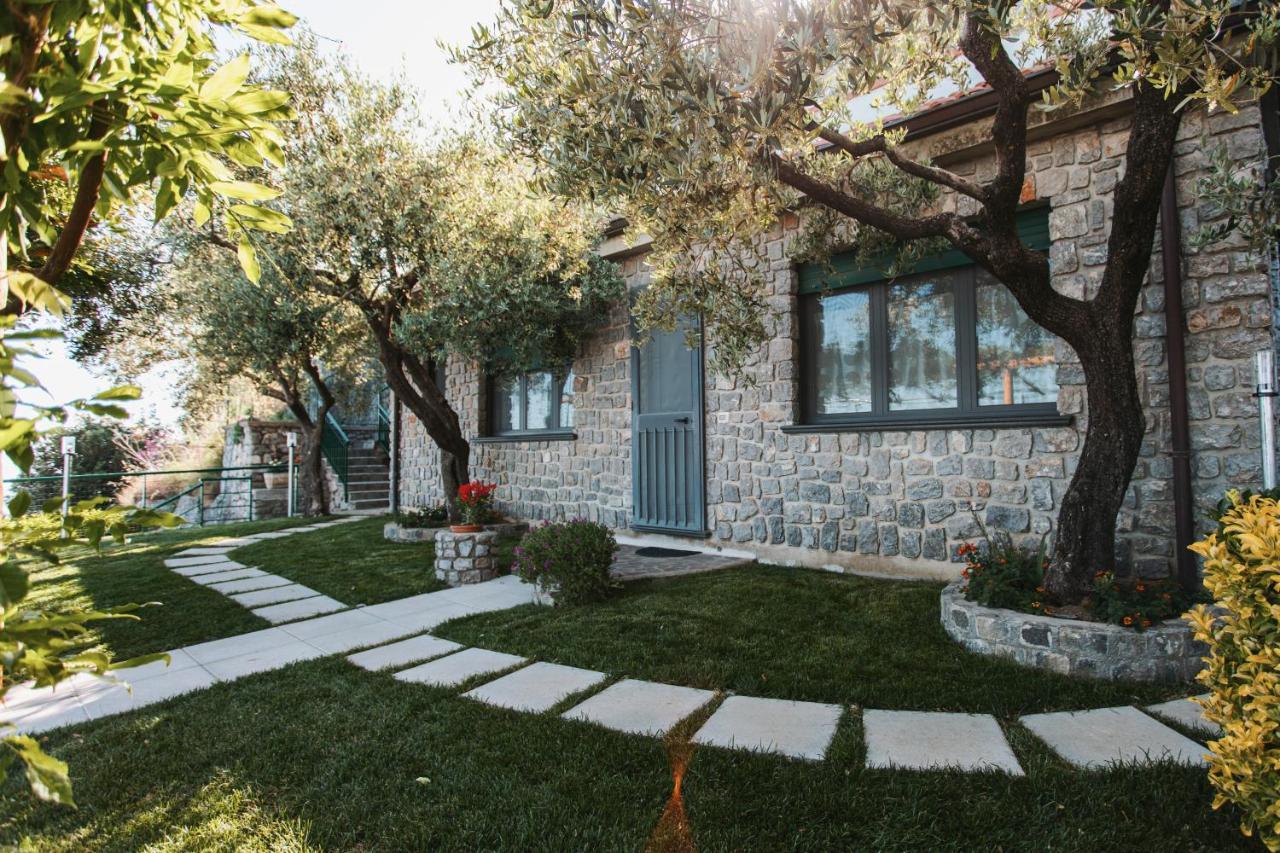 Apartments Paradise Garden Holiday House Аджерола Екстер'єр фото
